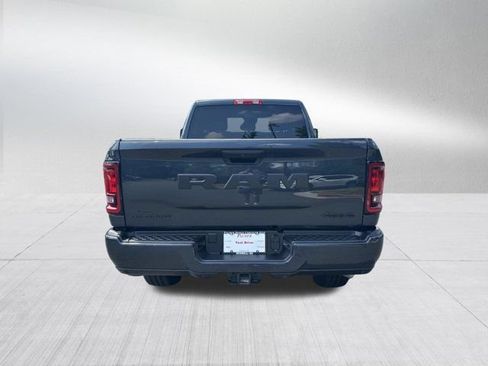 Certified 2026 RAM 2500 Big Horn AWD/4WD image 7