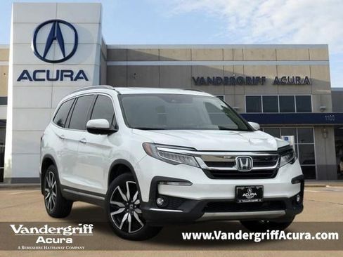 Used 2022 Honda Pilot Touring image 1