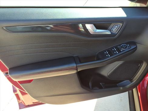 Used 2024 Ford Escape ST-Line image 18