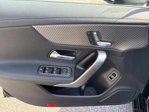 Used 2025 Mercedes-Benz CLA 250 image 22