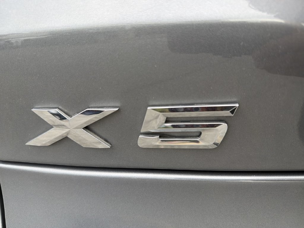 Used 2024 BMW X5 xDrive40i w/ Premium Package AWD/4WD image 15