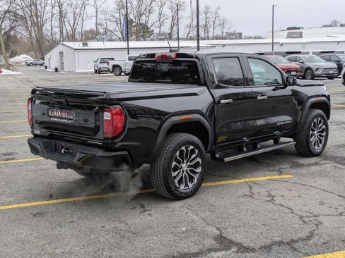 Certified 2024 GMC Canyon Denali image 7