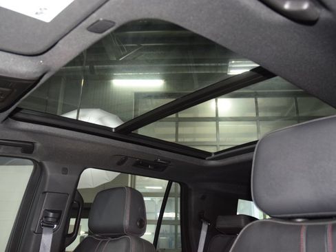 Used 2024 Chevrolet Tahoe RST w/ Luxury Package AWD/4WD image 50