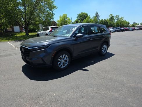 Used 2023 Honda CR-V LX image 3