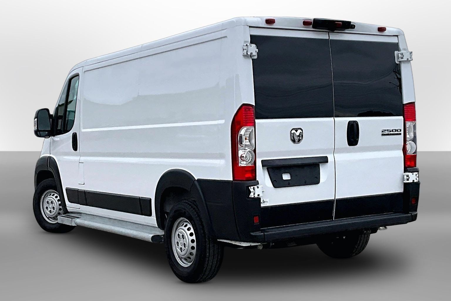 Used 2025 RAM ProMaster 2500 w/ U-Haul Equipment Group FWD image 7