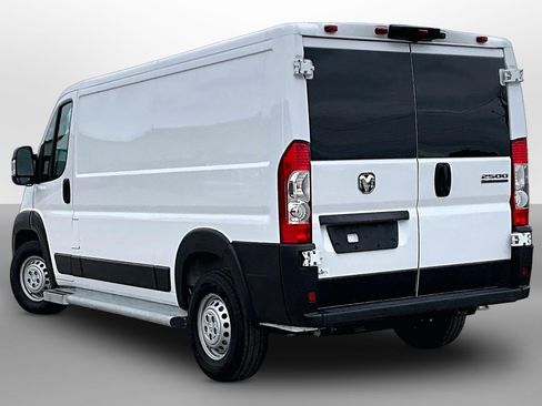 Used 2025 RAM ProMaster 2500 w/ U-Haul Equipment Group FWD image 7