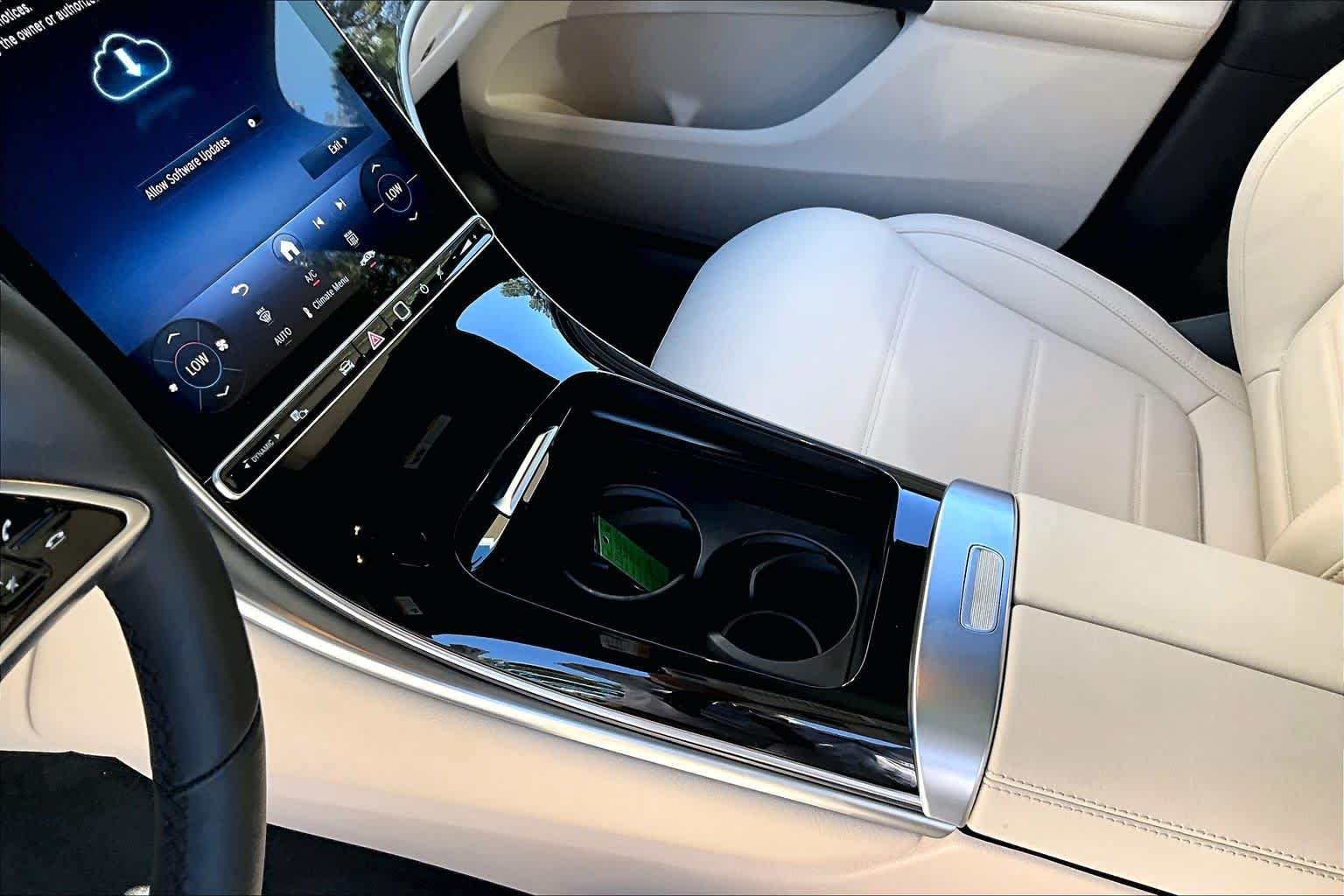 Certified 2026 Mercedes-Benz GLC 300 image 17