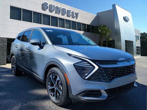 Used 2024 Kia Sportage EX image 1