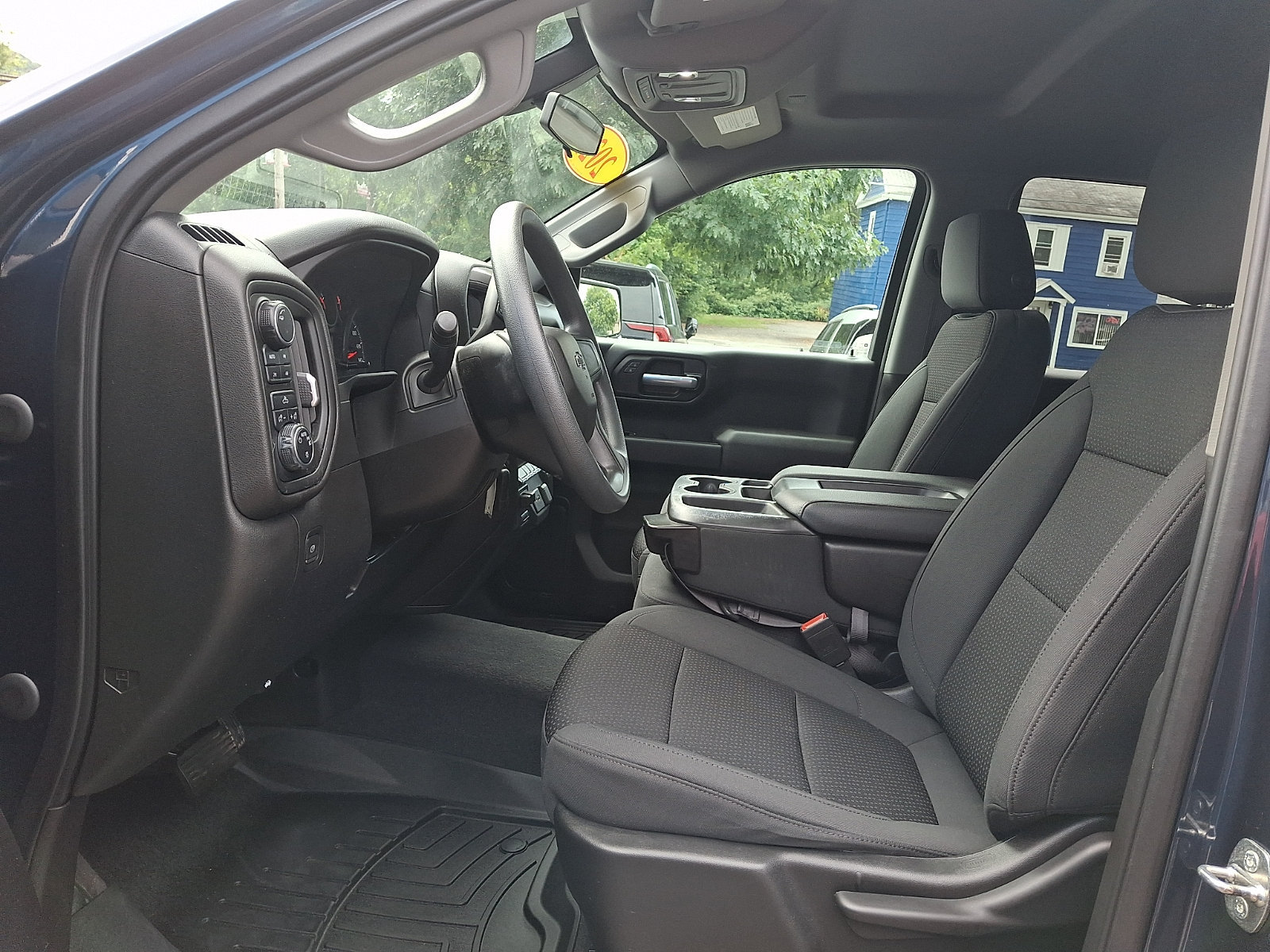 Used 2021 Chevrolet Silverado 1500 Custom Trail Boss w/ LPO, Dark Essentials Package AWD/4WD image 13