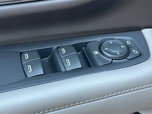 Used 2023 Chevrolet Suburban LS w/ Driver Alert Package image 12