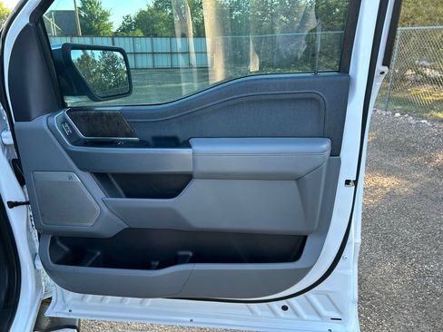 Used 2023 Ford F150 Lariat w/ Max Trailer Tow Package AWD/4WD image 45