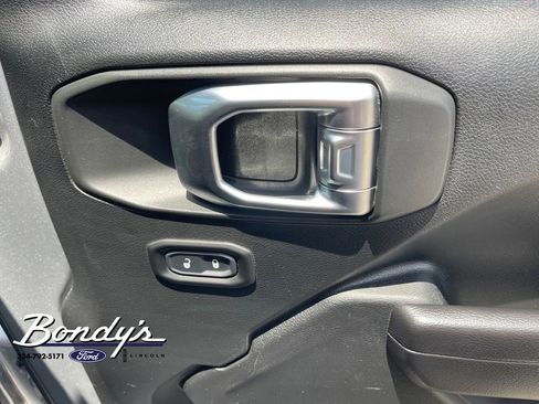 Used 2021 Jeep Wrangler Unlimited Rubicon AWD/4WD image 19