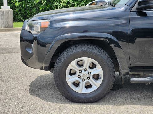 Used 2021 Toyota 4Runner SR5 RWD image 8