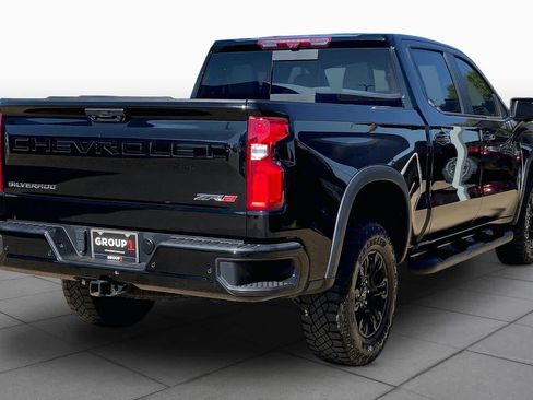 Used 2024 Chevrolet Silverado 1500 ZR2 w/ Technology Package AWD/4WD image 13