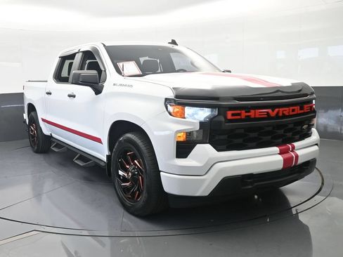 Used 2023 Chevrolet Silverado 1500 Custom RWD image 9