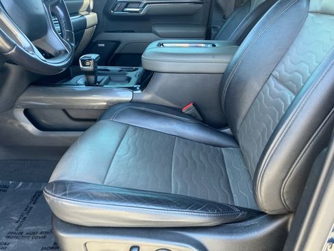 Used 2022 Chevrolet Silverado 1500 ZR2 w/ Technology Package AWD/4WD image 10