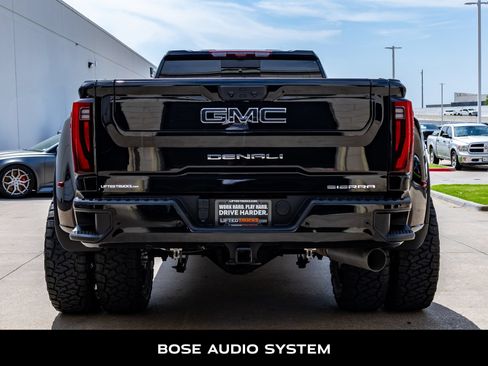 Used 2024 GMC Sierra 3500 Denali Ultimate AWD/4WD image 8