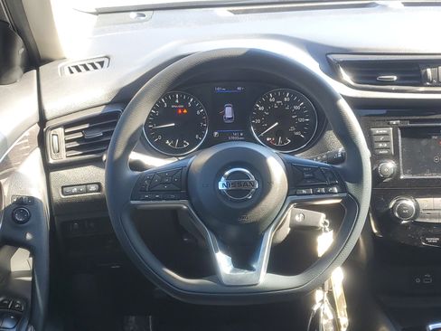 Certified 2020 Nissan Rogue S image 16