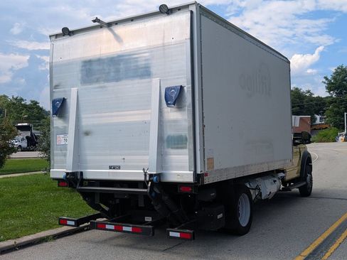 Used 2019 Ford F550 2WD Regular Cab Super Duty image 5