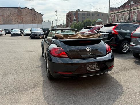 Used 2017 Volkswagen Beetle 1.8T S FWD image 4