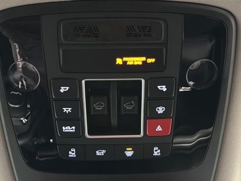 Used 2025 Kia Carnival SX Prestige FWD image 36