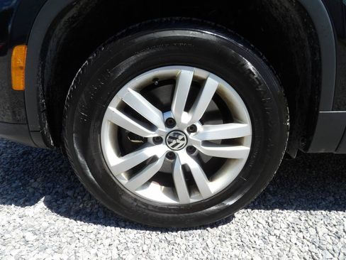 Used 2016 Volkswagen Tiguan S AWD/4WD image 22