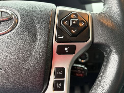 Used 2020 Toyota Tundra Limited w/ Limited Premium Package AWD/4WD image 16