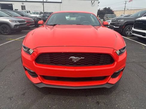 Used 2016 Ford Mustang Coupe RWD image 2