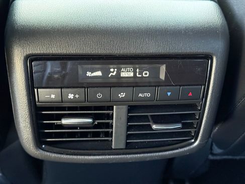 Used 2019 MAZDA CX-9 Touring w/ Touring Premium Package image 21