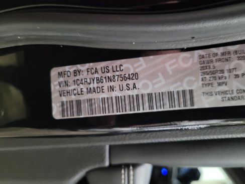 Used 2022 Jeep Grand Cherokee Limited 4xe w/ Luxury Tech Group II image 33