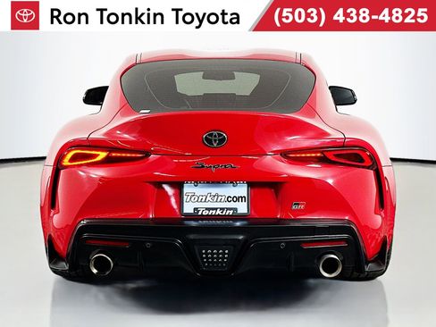 Used 2021 Toyota Supra Premium w/ Driver Assist Package image 6