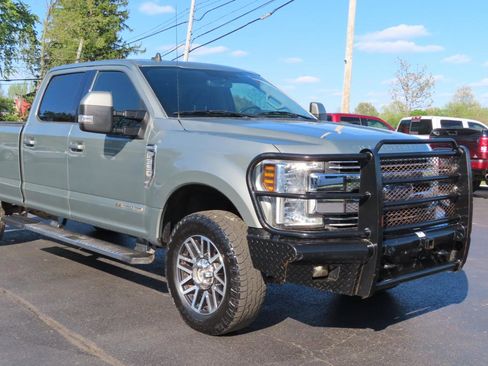 Used 2019 Ford F350 Lariat w/ Lariat Value Package image 24