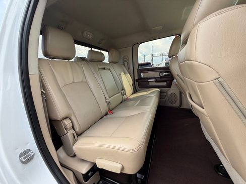 Used 2014 RAM 2500 Laramie w/ Convenience Group AWD/4WD image 7