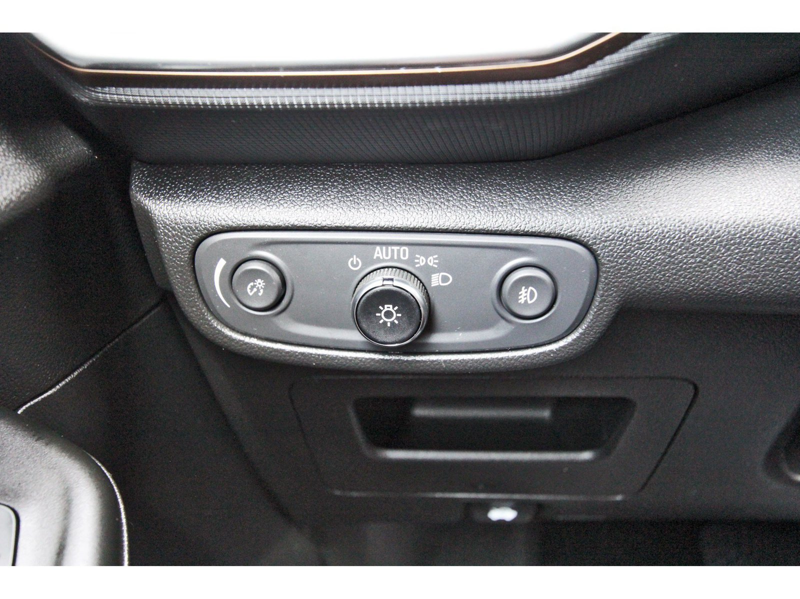 Used 2023 Chevrolet TrailBlazer ACTIV w/ Sun and Liftgate Package FWD image 18