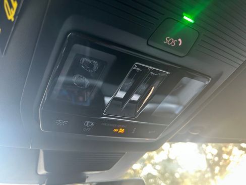 New 2026 Volkswagen Tiguan SE R-Line image 64