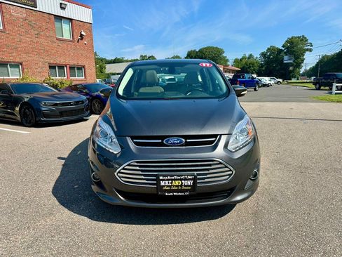 Used 2017 Ford C-MAX Titanium w/ Interior Protection Package FWD image 2