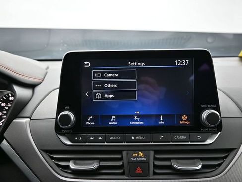 Used 2025 Nissan Altima 2.5 SR FWD image 26