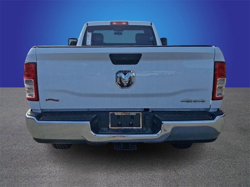 Used 2024 RAM 2500 Tradesman w/ Chrome Appearance Group image 5