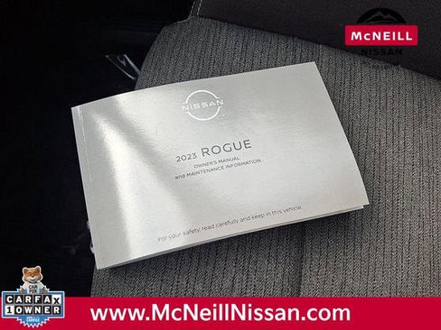 Used 2023 Nissan Rogue SV image 57