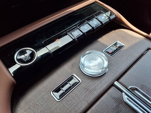New 2027 Lincoln Navigator Reserve RWD image 14