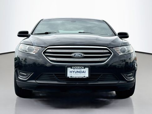 Used 2017 Ford Taurus SEL w/ Equipment Group 201A FWD image 2