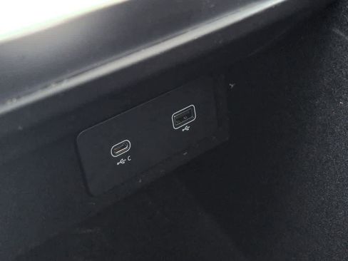 Used 2023 Land Rover Range Rover SE AWD/4WD image 33