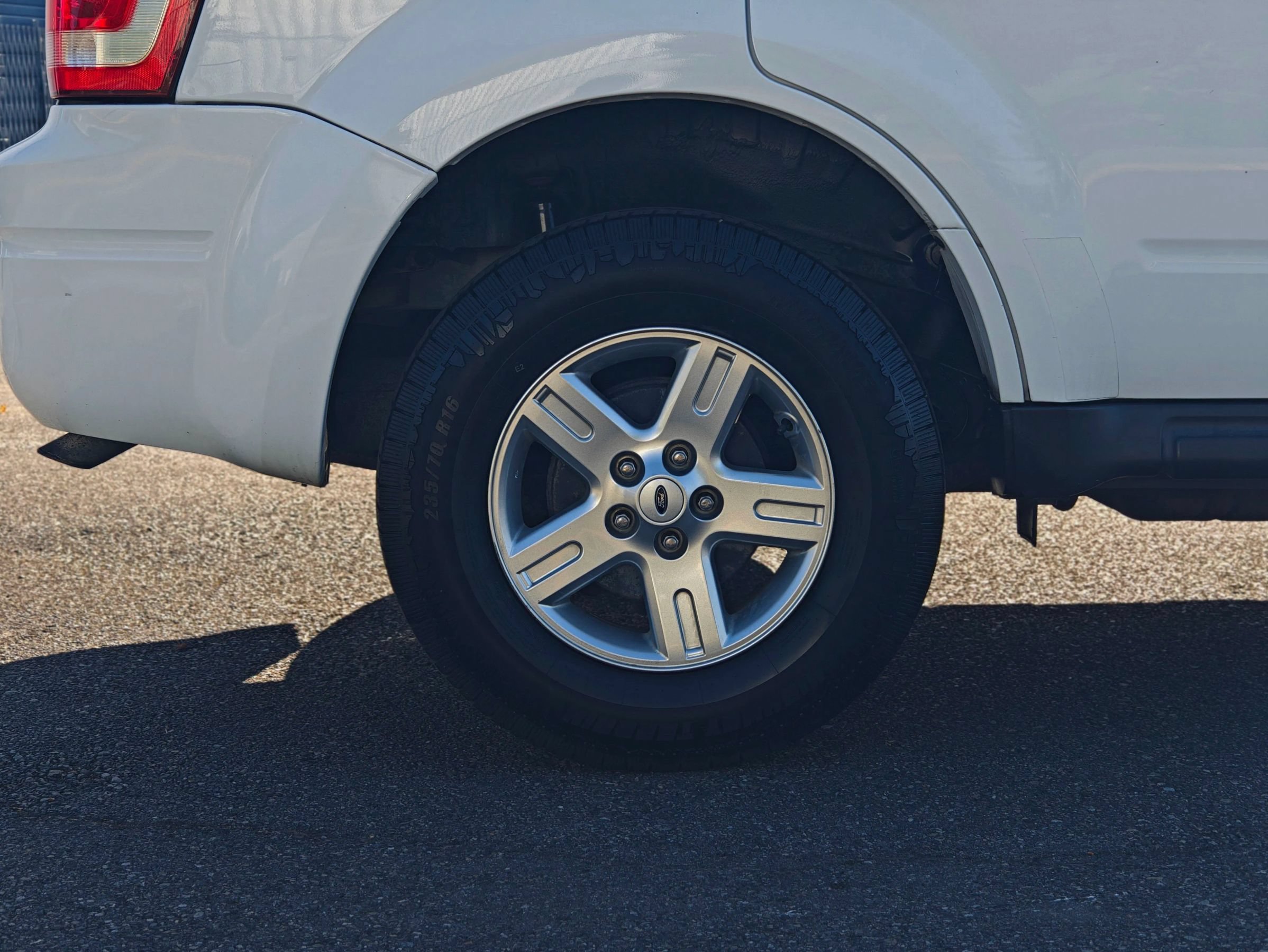 Used 2012 Ford Escape 4WD Hybrid image 54