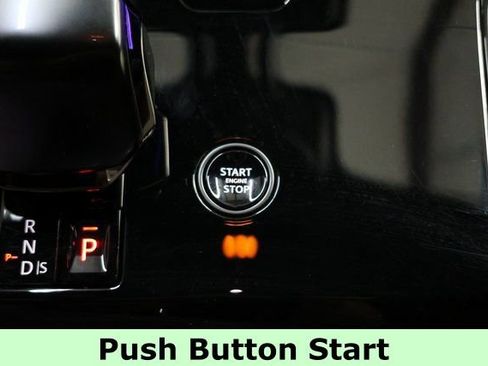 Used 2024 Land Rover Range Rover Sport image 30