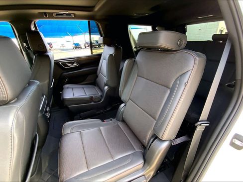 Used 2024 Chevrolet Tahoe High Country image 19