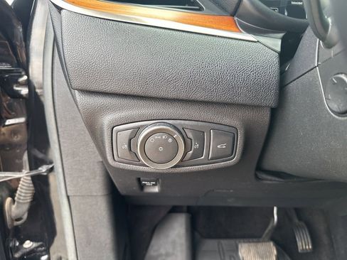 Used 2017 Lincoln MKC Reserve image 28