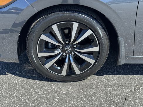 Certified 2024 Honda Civic EX image 10