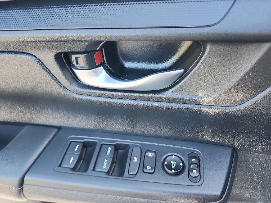Used 2023 Honda CR-V Sport image 23