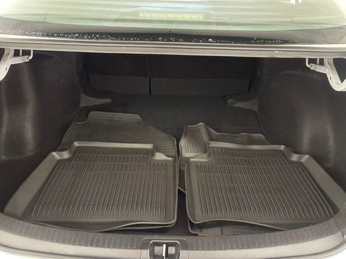 Certified 2022 Toyota Corolla LE image 10