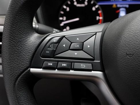 Certified 2024 Nissan Altima 2.5 SV FWD image 27